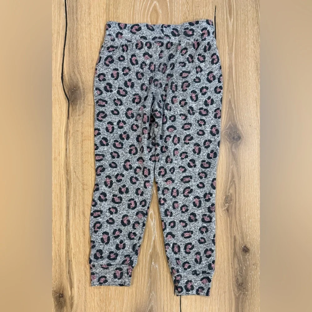 4 Pair Girls Pants - Picture 13 of 13